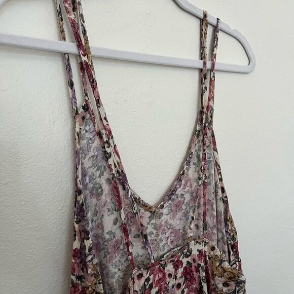 Brandy Melville Floral Dress, size small - Picture 5 of 7